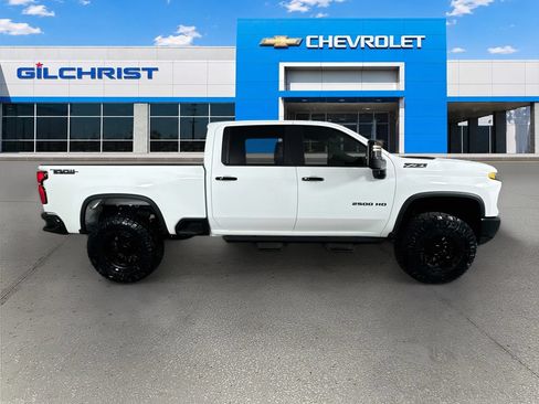 New 2026 Chevrolet Silverado 2500 LT w/ Trail Boss Package AWD/4WD image 9