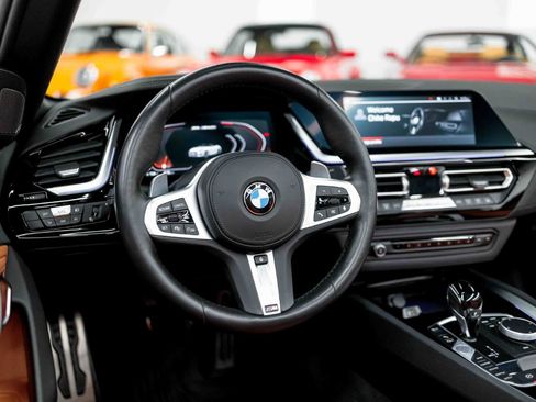 Used 2022 BMW Z4 M40i w/ Premium Package RWD image 69