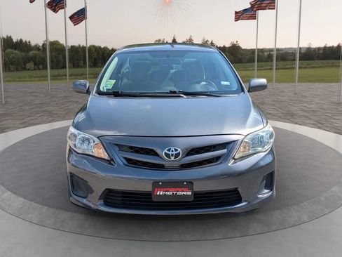 Used 2013 Toyota Corolla L FWD image 2