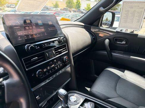Used 2023 Nissan Armada SL w/ Midnight Edition Package RWD image 26
