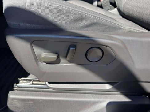 Used 2024 GMC Sierra 1500 Elevation image 16