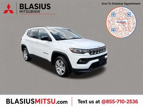 Used 2022 Jeep Compass Latitude AWD/4WD image 1