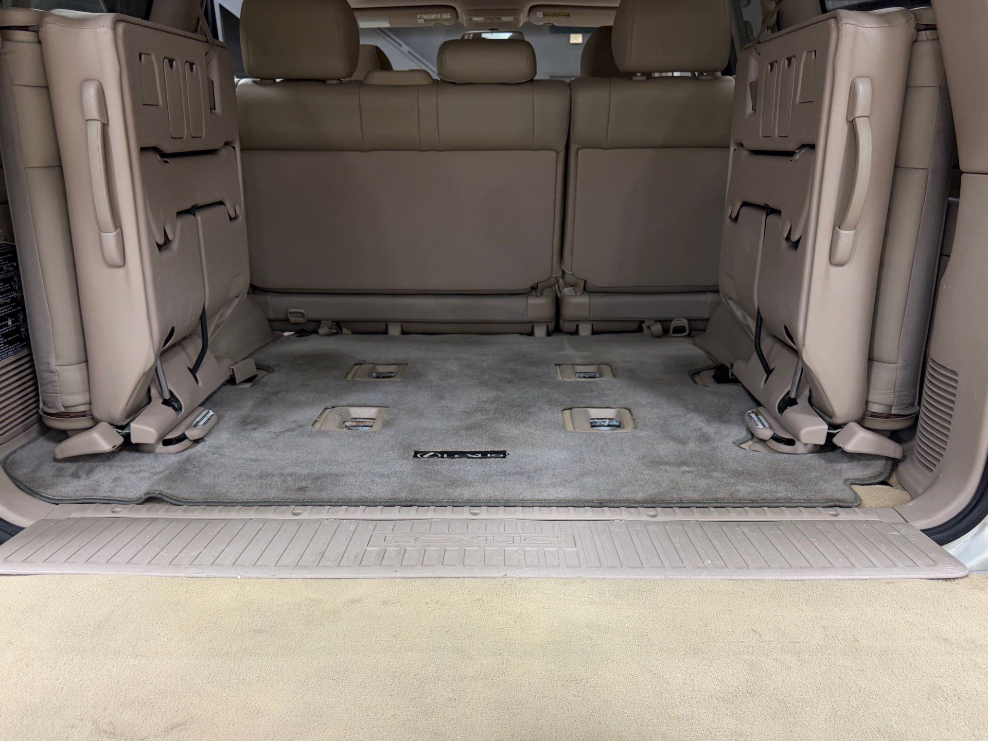 Used 2002 Lexus LX 470 4WD image 27
