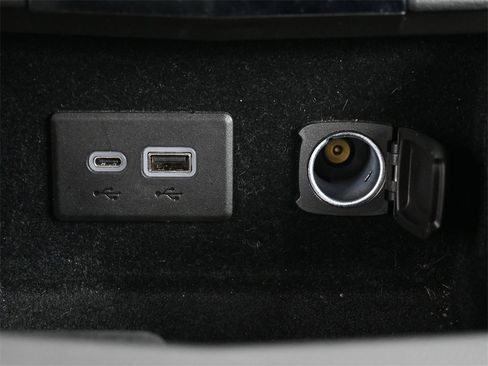 Certified 2023 Cadillac XT4 Sport image 23