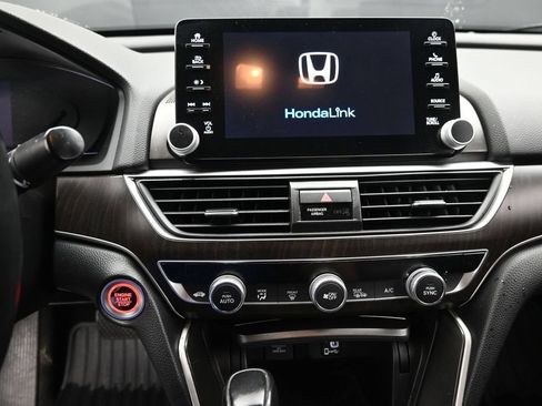 Used 2018 Honda Accord EX-L image 19