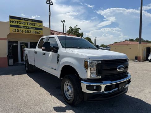 Used 2017 Ford F350 XL w/ Power Equipment Group AWD/4WD image 8