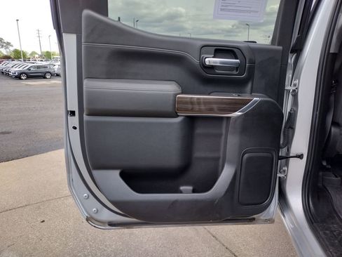 Used 2021 Chevrolet Silverado 1500 LT Trail Boss w/ Bed Protection Package AWD/4WD image 28
