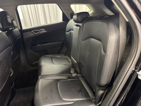 Certified 2023 Kia Sportage EX FWD image 22