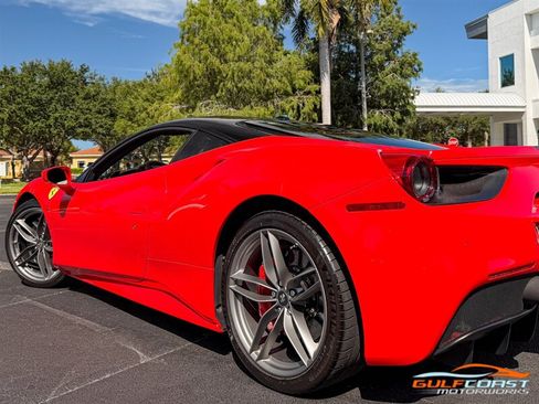 Used 2019 Ferrari 488 GTB RWD image 48