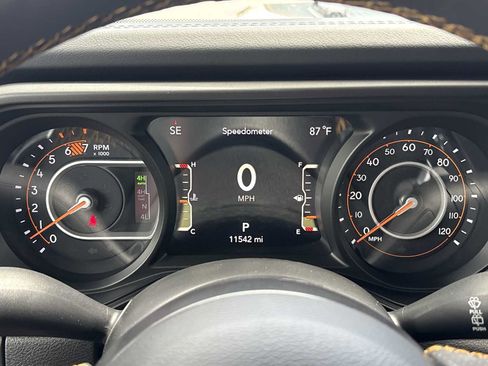 Used 2024 Jeep Wrangler Unlimited Rubicon 392 AWD/4WD image 12