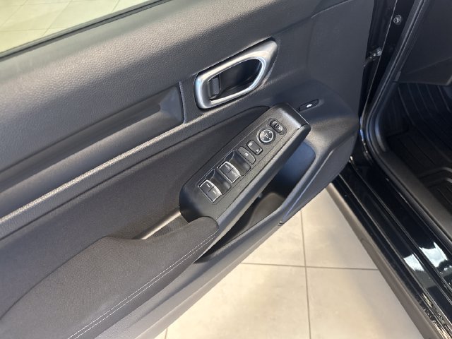 Used 2023 Honda Civic LX image 12