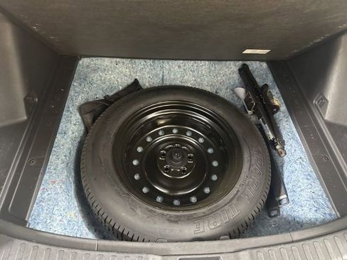 Used 2018 Honda CR-V EX-L image 11