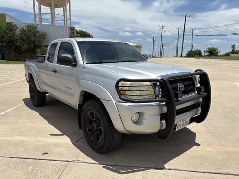 Used 2005 Toyota Tacoma 4x4 Access Cab image 5