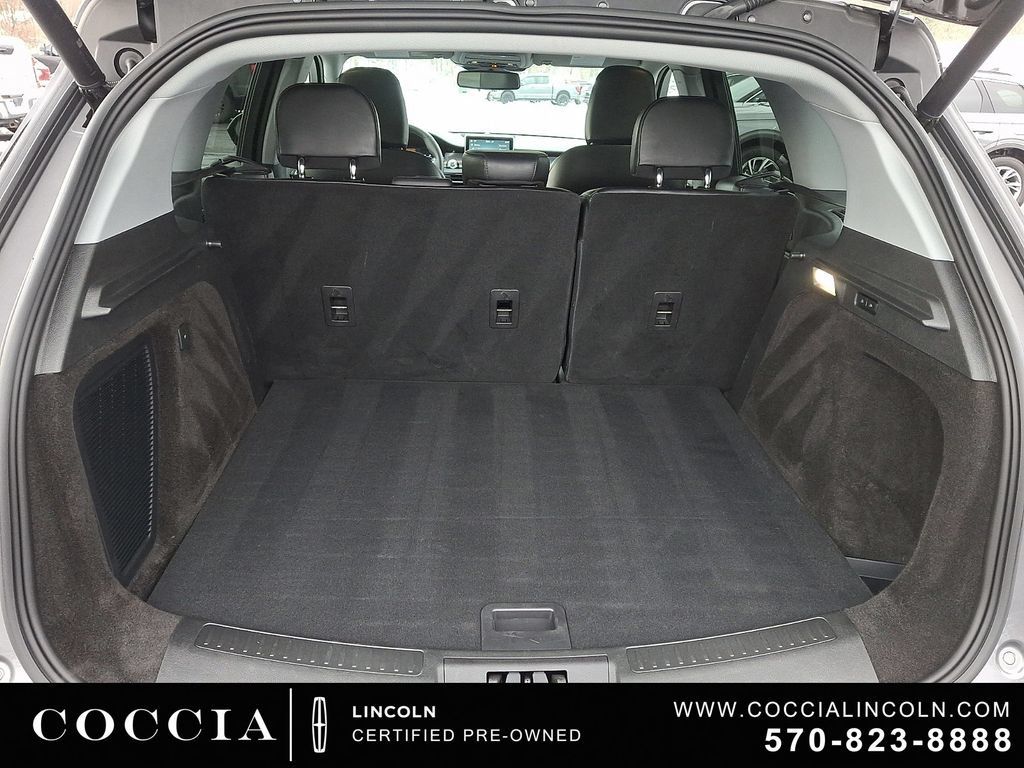 Certified 2022 Lincoln Corsair AWD w/ Equipment Group 101A image 28