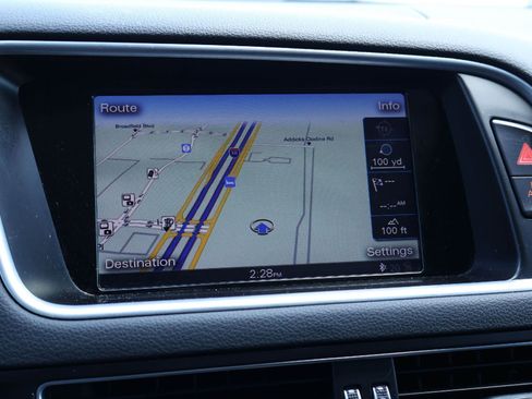 Used 2016 Audi Q5 2.0T Premium w/ Audi MMI Navigation Plus image 27