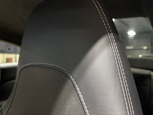 Used 2018 Porsche 911 Carrera S image 11