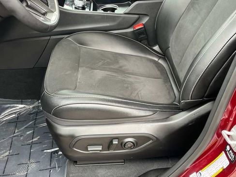 Used 2024 Jeep Grand Cherokee L Altitude image 14