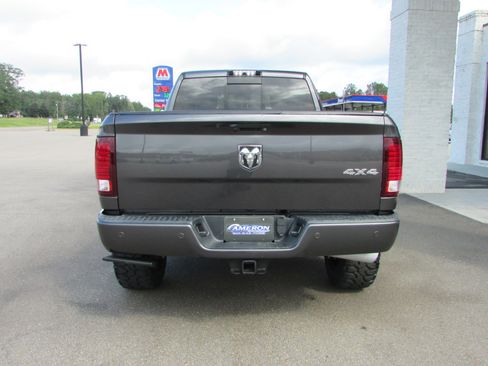 Used 2018 RAM 2500 Laramie w/ Sport Appearance Group image 8