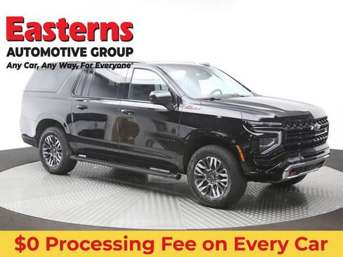 Used 2025 Chevrolet Suburban Z71 AWD/4WD image 51