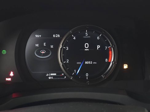 Used 2024 Lexus IS 500 RWD image 21