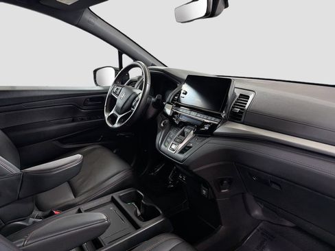 Used 2025 Honda Odyssey Sport-L image 32