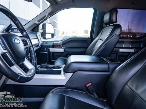 Used 2017 Ford F250 Lariat image 22
