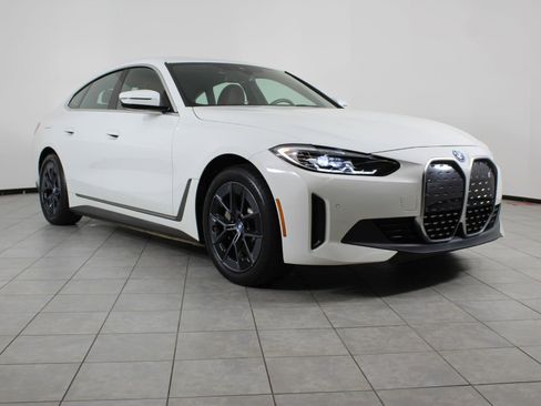 Certified 2024 BMW i4 eDrive35 w/ Premium Package image 7