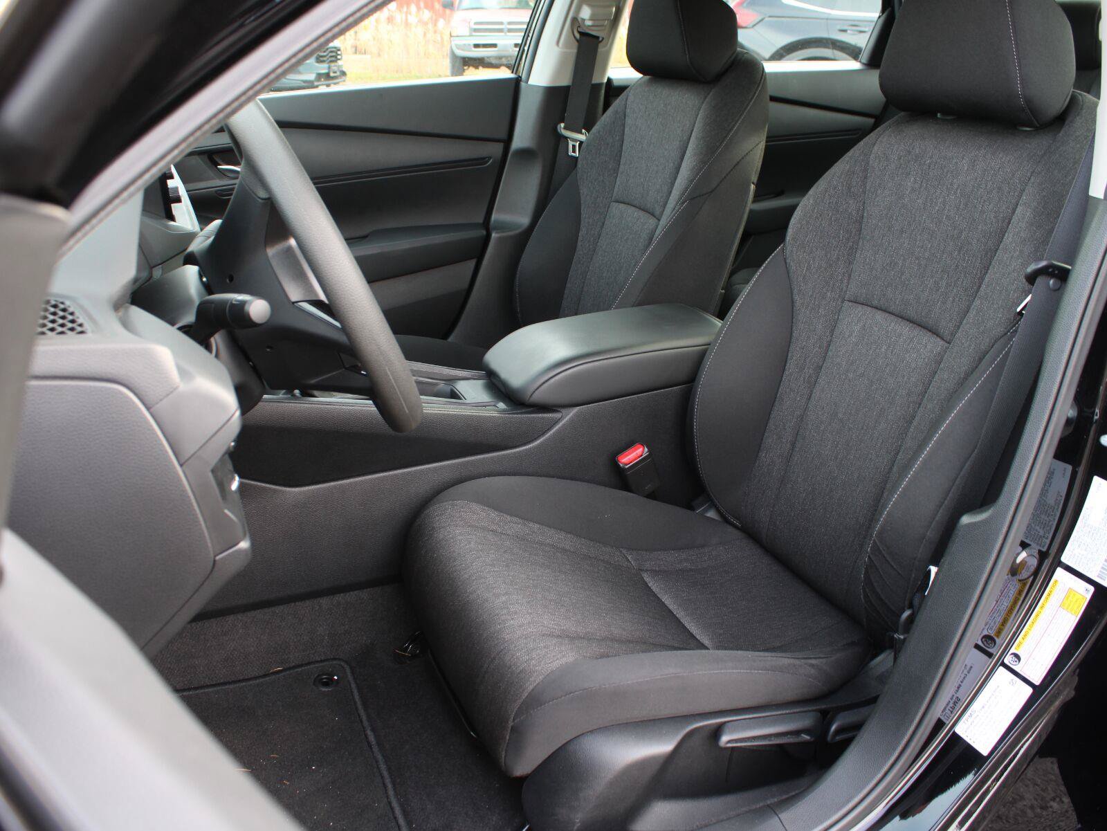 Certified 2025 Honda Accord LX image 17