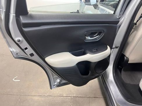 Used 2023 Honda HR-V LX image 19