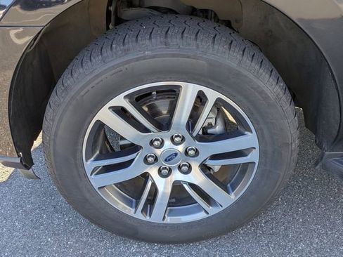 Used 2023 Ford Expedition Max Limited image 13