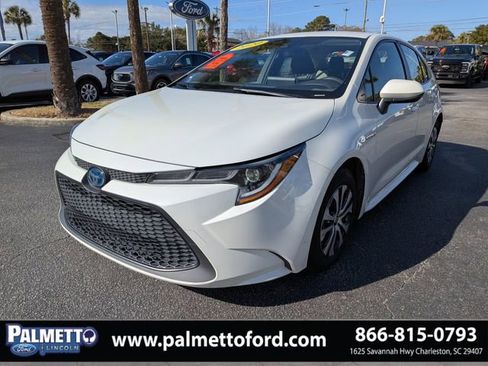 Used 2020 Toyota Corolla LE image 8