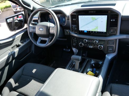 Used 2026 Ford F150 XLT w/ Equipment Group 302A MID AWD/4WD image 9