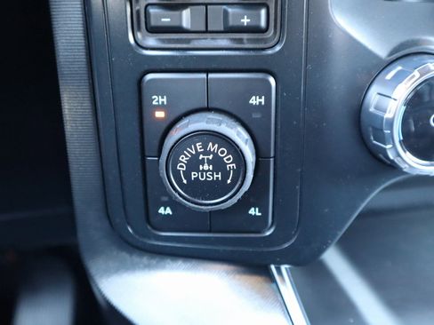 New 2025 Ford F150 Platinum w/ Equipment Group 702A High image 9