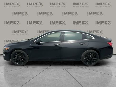 Used 2024 Chevrolet Malibu LT w/ Midnight Edition image 2