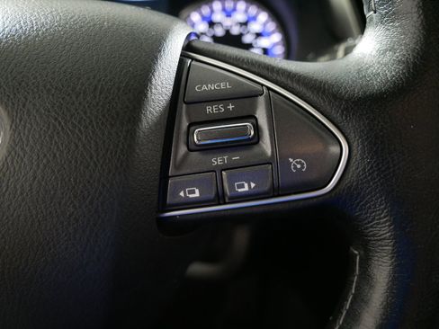 Used 2015 INFINITI Q50 Premium w/ Navigation Package image 28