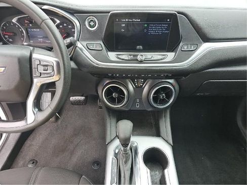 Used 2022 Chevrolet Blazer LT FWD image 6