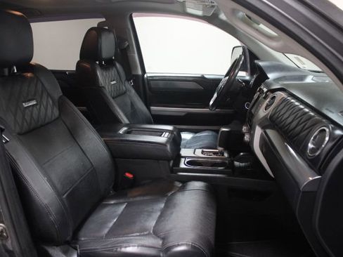 Used 2018 Toyota Tundra Platinum AWD/4WD image 24