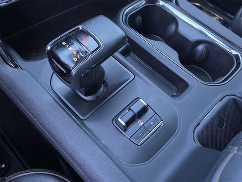 Used 2023 GMC Sierra 1500 AT4 w/ AT4 Premium Package image 17