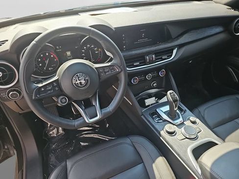 Used 2023 Alfa Romeo Stelvio Sprint RWD image 13