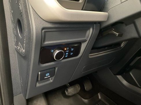Used 2023 Ford Expedition Max XLT AWD/4WD image 19