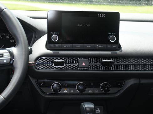 Certified 2025 Honda HR-V Sport image 16