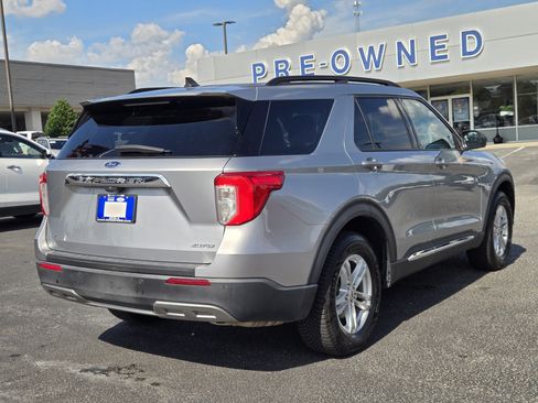 Certified 2023 Ford Explorer XLT w/ Equipment Group 202A AWD/4WD image 7