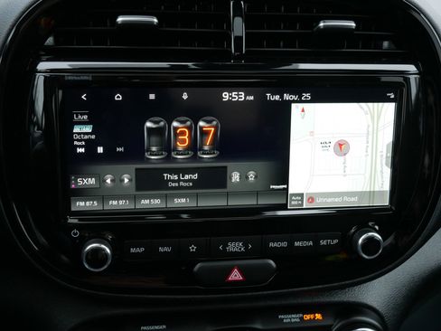 Certified 2022 Kia Soul EX image 22