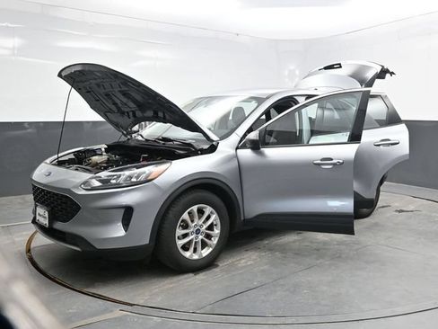 Used 2022 Ford Escape SE FWD image 36