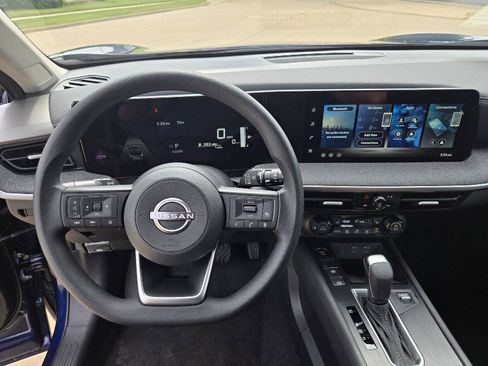 New 2026 Nissan Kicks SV w/ Cold Weather Package FWD image 11