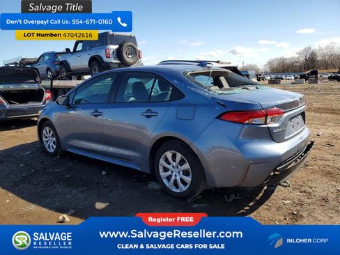 Used 2026 Toyota Corolla LE image 2