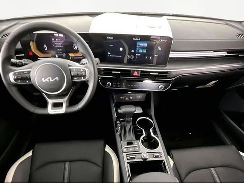 New 2026 Kia K5 GT-Line image 6