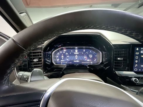 Used 2024 GMC Sierra 1500 SLT w/ SLT Premium Plus Package image 11