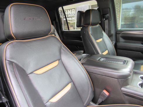 Used 2021 GMC Yukon XL AT4 w/ AT4 Premium Package image 33