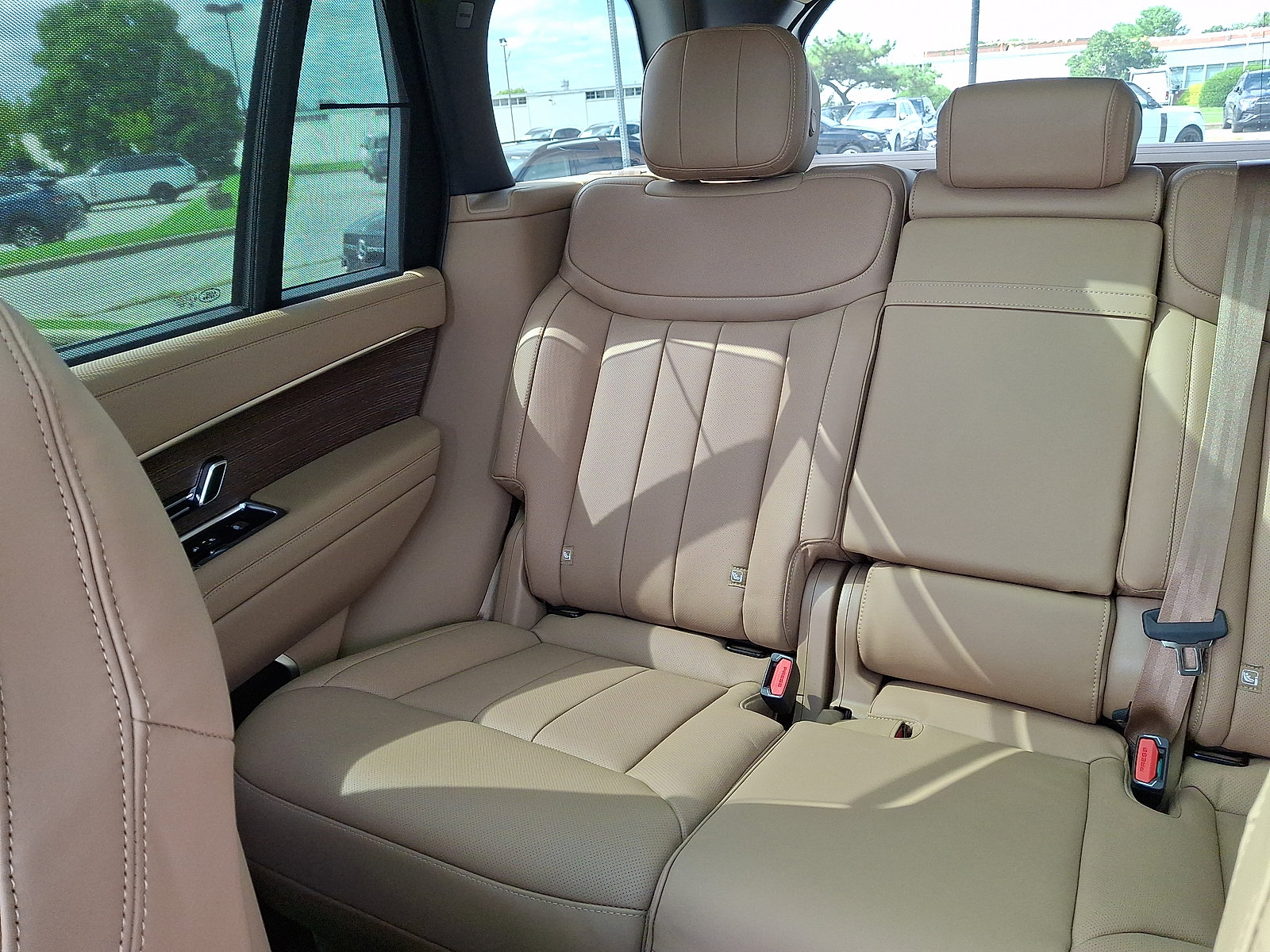 New 2027 Land Rover Range Rover SE AWD/4WD image 5